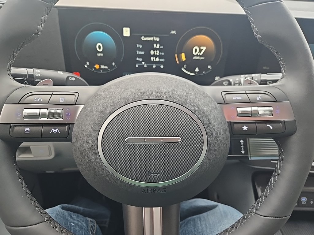 New 2026 Hyundai Kona Limited FWD image 16