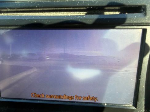 Used 2014 Toyota Camry SE image 19