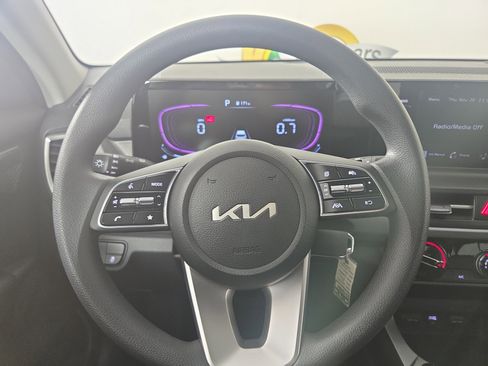 Used 2024 Kia Seltos LX image 14