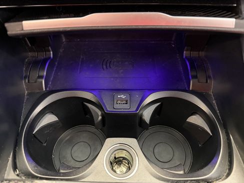 Used 2023 BMW M4 xDrive Competition w/ Executive Package image 29