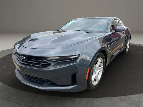 Used 2020 Chevrolet Camaro LT RWD image 1
