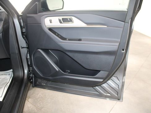 New 2026 Ford Explorer Active image 31