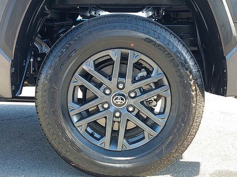 Used 2025 Toyota Tundra SR5 w/ SR5 Convenience Package RWD image 30