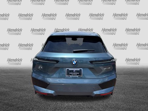 Used 2024 BMW iX xDrive50 w/ Sport Package AWD/4WD image 9
