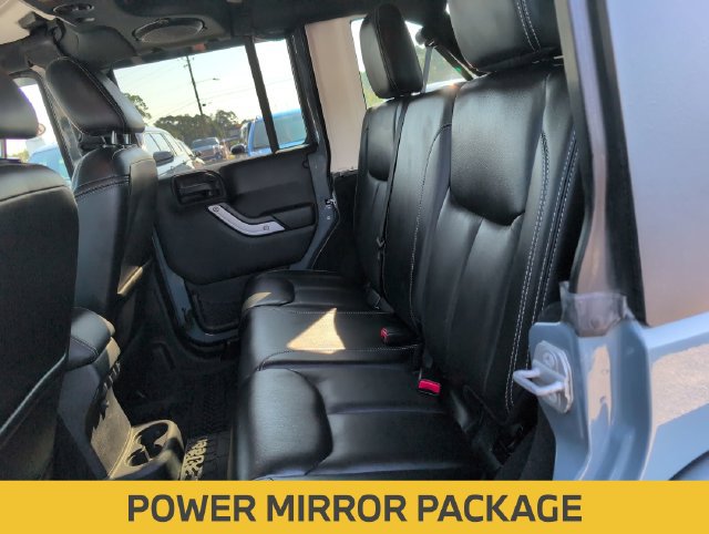 Used 2014 Jeep Wrangler Unlimited Rubicon AWD/4WD image 24