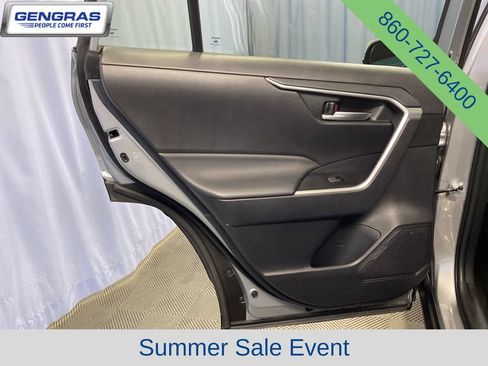 Used 2025 Toyota RAV4 XLE AWD/4WD image 23