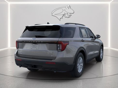 New 2026 Ford Explorer Active image 6