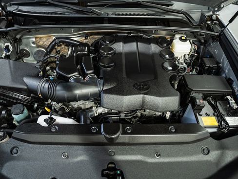 Used 2023 Toyota 4Runner SR5 Premium w/ Moonroof Package image 17