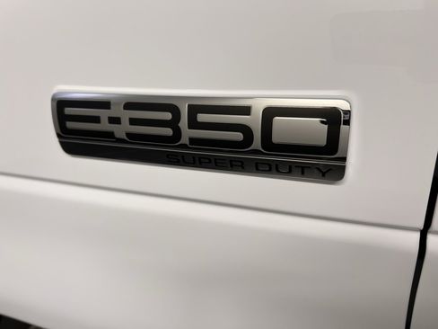 New 2026 Ford E-350 and Econoline 350 Super Duty w/ Power Equipment Group image 27