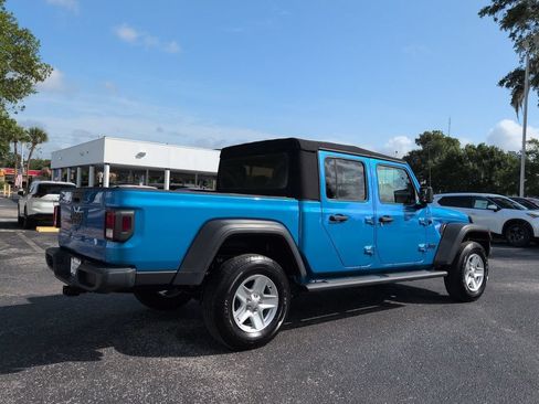 Used 2020 Jeep Gladiator Sport w/ Quick Order Package 24S AWD/4WD image 4