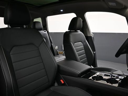 New 2026 Volkswagen Atlas SEL AWD/4WD image 13