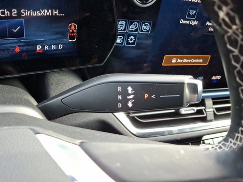 Used 2025 Chevrolet Equinox EV LT w/ Convenience Package image 13