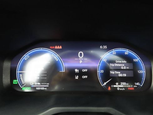 Used 2023 Toyota RAV4 XSE AWD/4WD image 17