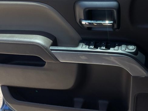 Used 2018 Chevrolet Silverado 1500 LT w/ Texas Edition AWD/4WD image 20