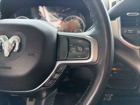 Used 2024 RAM 2500 Laramie AWD/4WD image 11