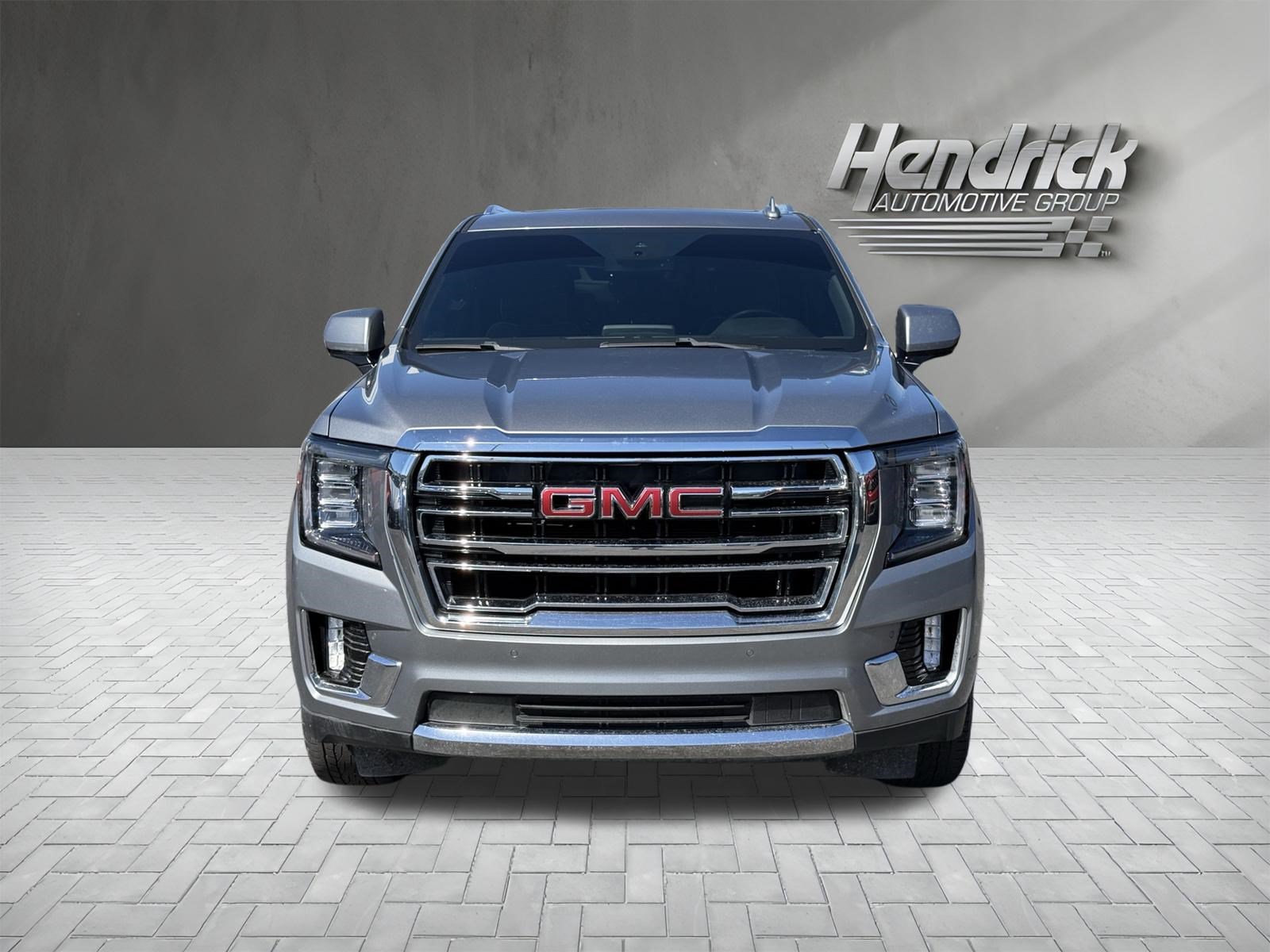 Used 2023 GMC Yukon SLT RWD image 3