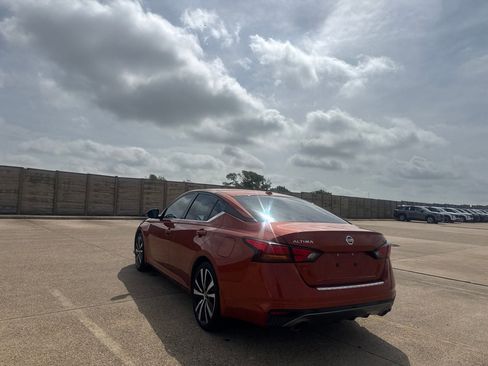 Certified 2022 Nissan Altima 2.5 SR FWD image 18