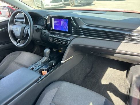 Used 2025 Toyota Camry LE FWD image 32