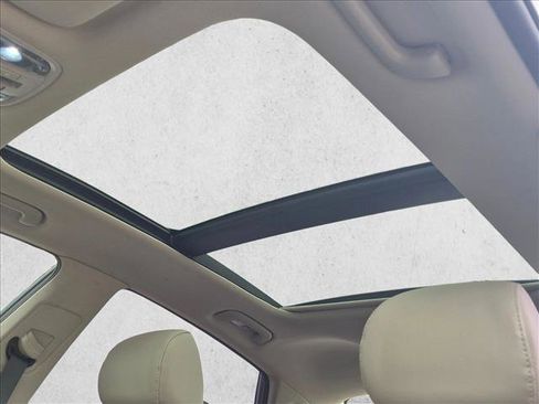 Used 2017 Kia Optima EX w/ Premium Package image 16