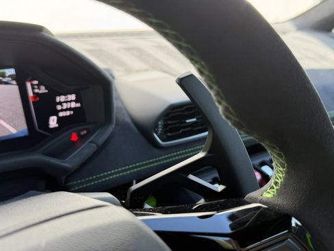 Used 2024 Lamborghini Huracan Tecnica RWD image 30