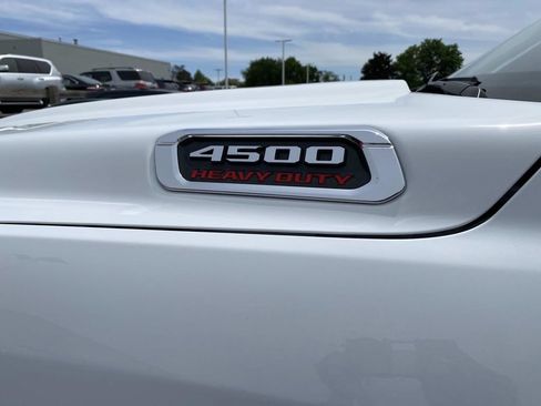 Used 2022 RAM 4500 Tradesman RWD image 5