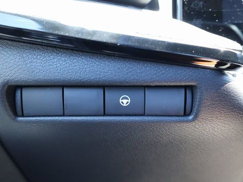 New 2026 Nissan Kicks SR w/ Cold Weather Package image 15