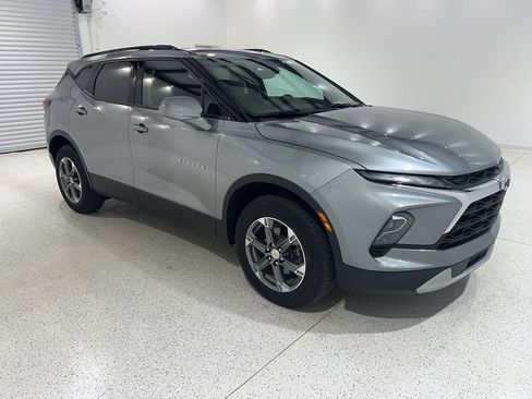 Used 2024 Chevrolet Blazer LT w/ Convenience Package FWD image 7