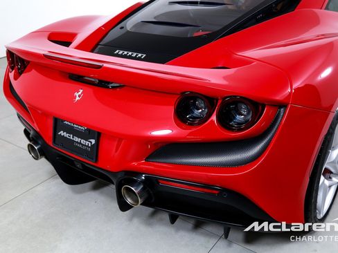 Used 2020 Ferrari F8 Tributo RWD image 34