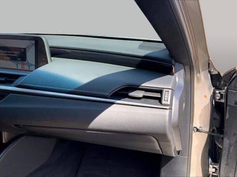 Used 2020 Lexus ES 350 Ultra Luxury w/ Accessory Package 2 FWD image 19