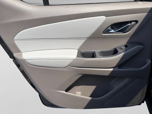 Used 2019 Chevrolet Traverse Premier AWD/4WD image 24