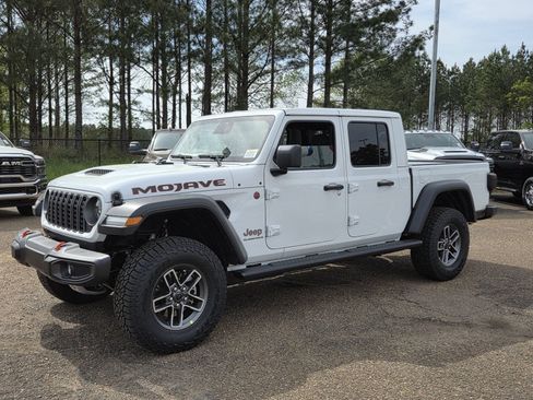 New 2026 Jeep Gladiator Mojave AWD/4WD image 1