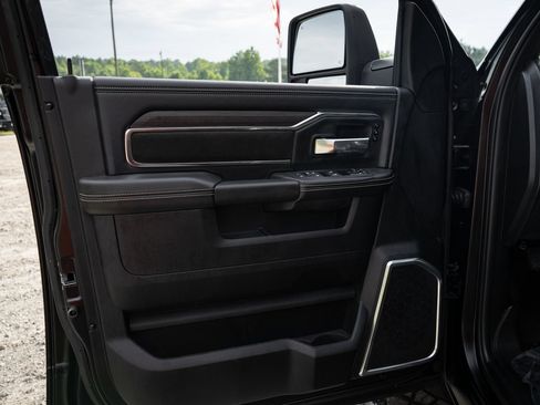 New 2026 RAM 2500 Laramie w/ Night Edition AWD/4WD image 29
