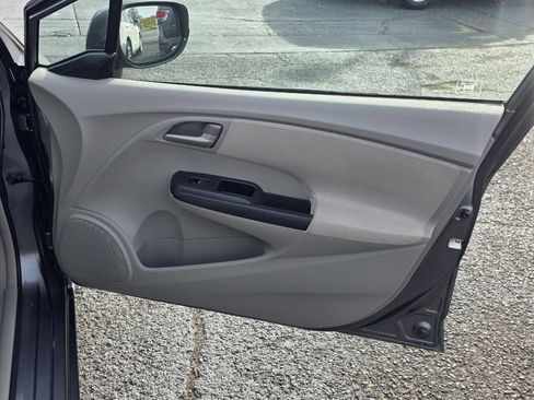 Used 2011 Honda Insight EX image 11