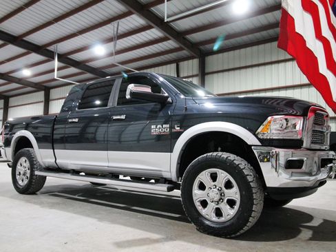 Used 2016 RAM 2500 Laramie image 16