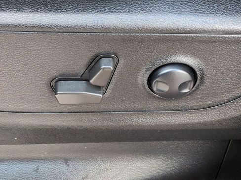 Used 2022 RAM 1500 Big Horn image 12