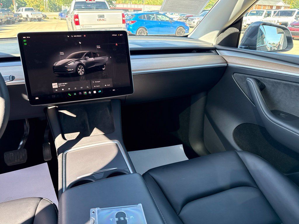 Used 2023 Tesla Model Y Long Range AWD/4WD image 10