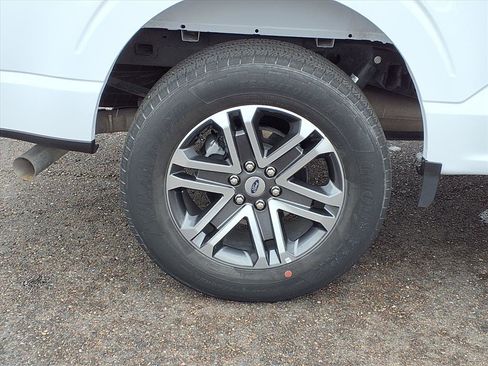 Used 2023 Ford F150 XL w/ STX Appearance Package image 8