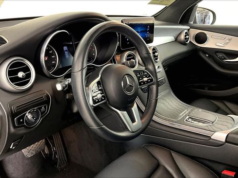 Used 2022 Mercedes-Benz GLC 300 image 16