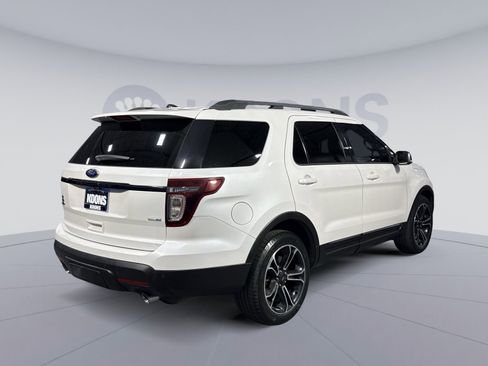 Used 2015 Ford Explorer Sport w/ Equipment Group 401A image 7