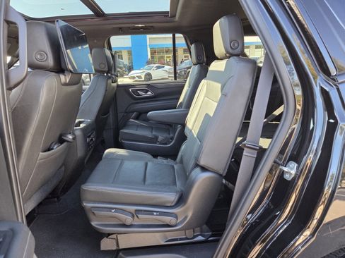 Used 2021 Chevrolet Tahoe Z71 w/ Rear Media and Nav Package image 22