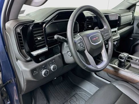 Used 2024 GMC Sierra 1500 SLT w/ SLT Premium Plus Package AWD/4WD image 11