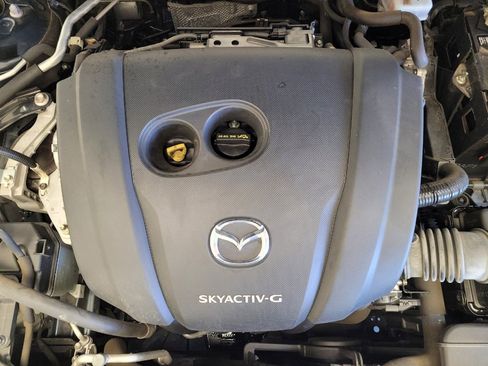 Used 2019 MAZDA MAZDA3 Hatchback w/ Premium Package image 30