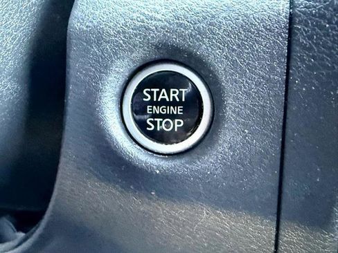 Used 2024 Nissan Frontier PRO-4X w/ Pro Convenience Package image 36