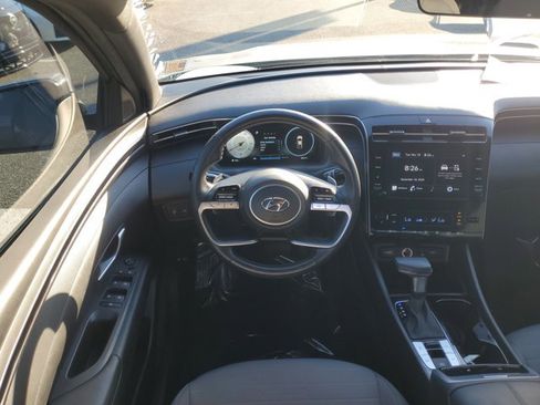 Used 2022 Hyundai Santa Cruz SEL Premium image 10