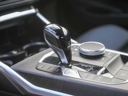 Certified 2023 BMW 430i Convertible w/ Premium Package image 19