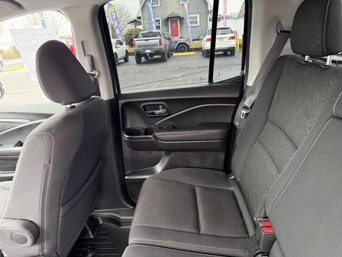 Used 2022 Honda Ridgeline Sport image 13