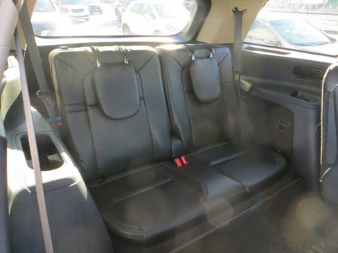 Used 2023 Lincoln Aviator AWD w/ Premium Package image 26