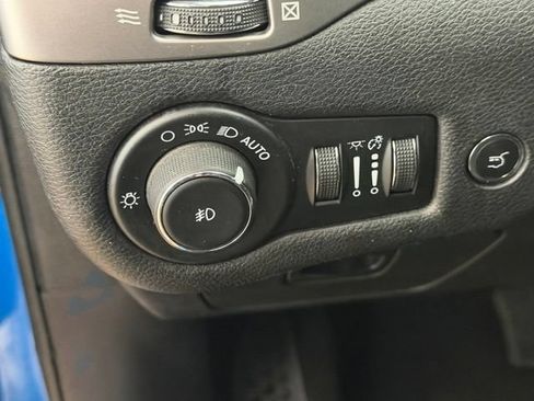 Used 2021 Jeep Cherokee Latitude Lux 80th Anniv w/ Quick Order Package 26U 80TH AWD/4WD image 17