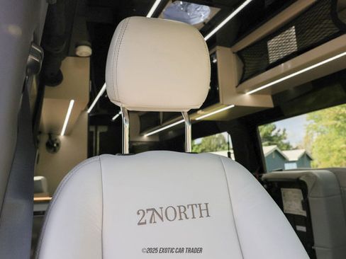 Used 2025 Mercedes-Benz Sprinter 2500 image 63