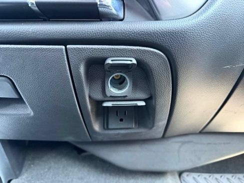 Used 2018 Chevrolet Silverado 1500 LT w/ All Star Edition AWD/4WD image 28